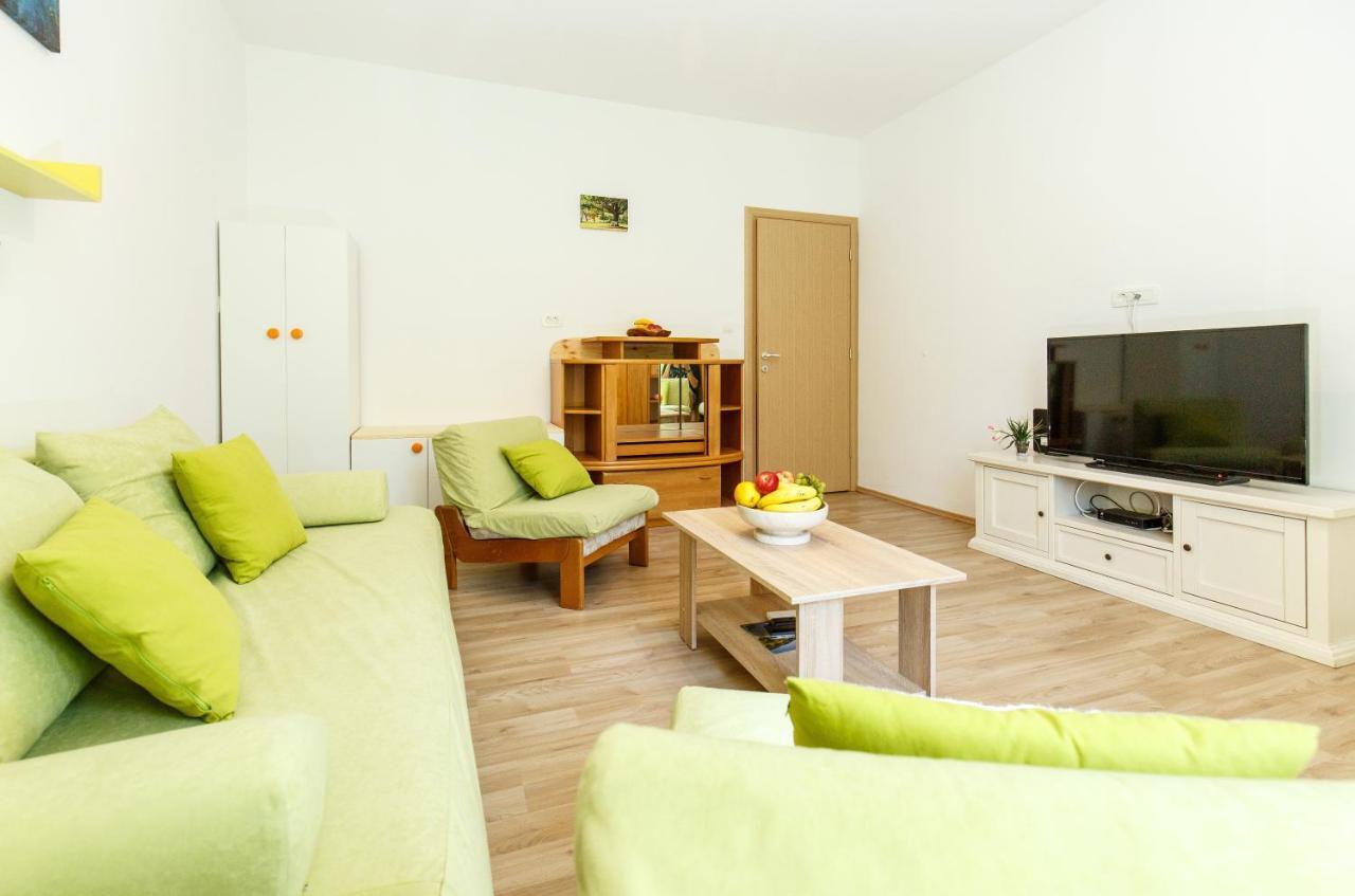 Apartment Green Forest Split Eksteriør billede